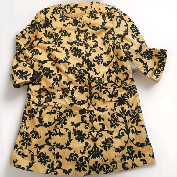 Elegant Black and Gold Trench Coat - Picture 1 of 11